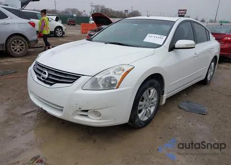 2012 Nissan Altima 2.5 S z USA, uszkodzony, nr VIN 1N4AL2AP4CC135249